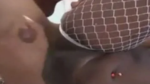 Cumming whilst Getting poked