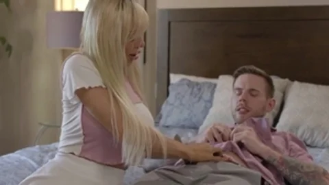 TS Bombshell Brittney Kade likes Getting Analed